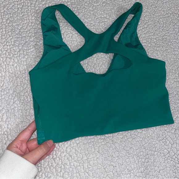 Lululemon Bend this scoop & cross bra - Picture 7 of 12